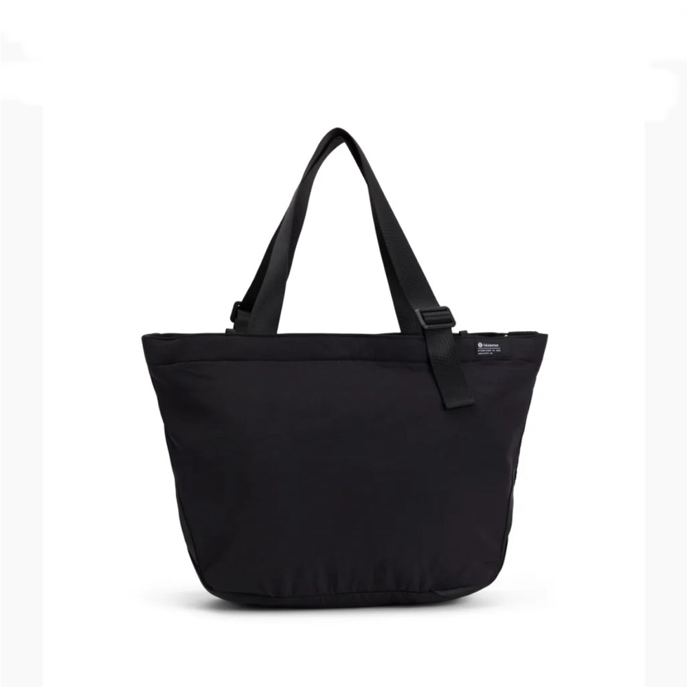 Lululemon Clean Lines 22L Tote